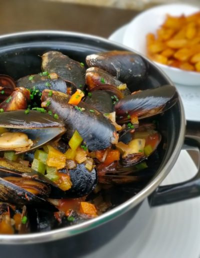 restaurant le coeur d'or moules provencales